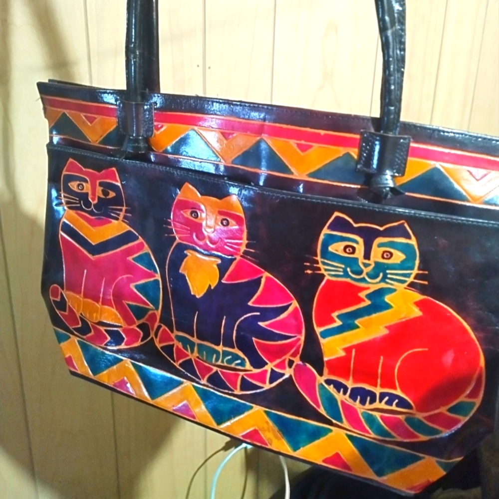 THE CAT BAG